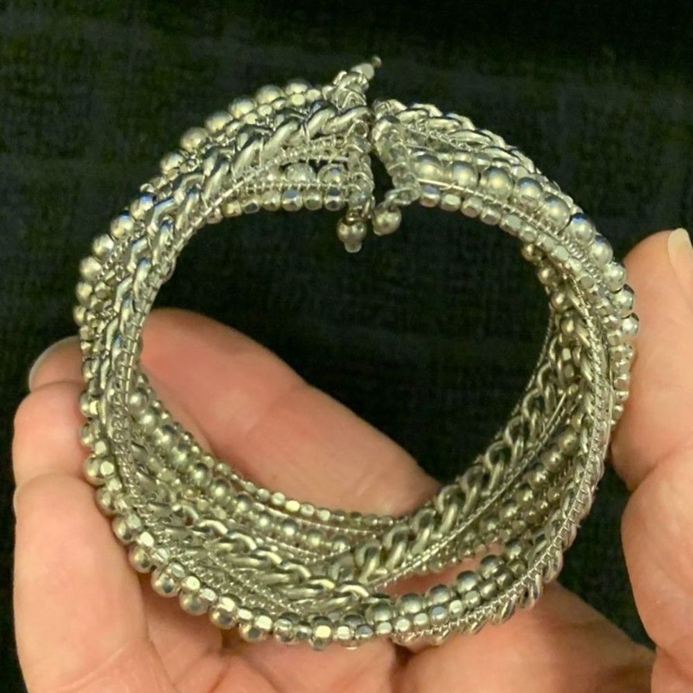 Silver Tone Bangle Bracelet 7" - Picture 8 of 12